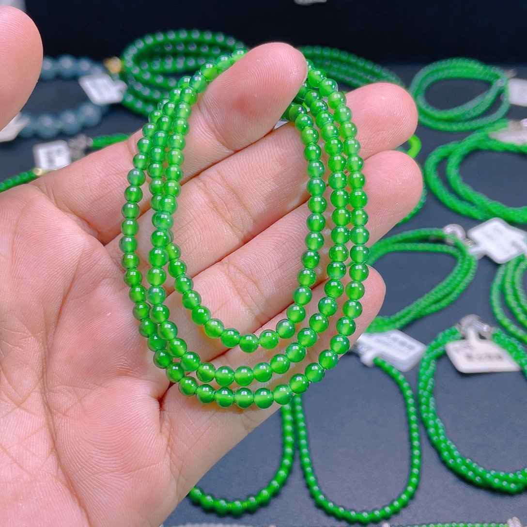 颈饰未镶嵌翡翠A货卡4