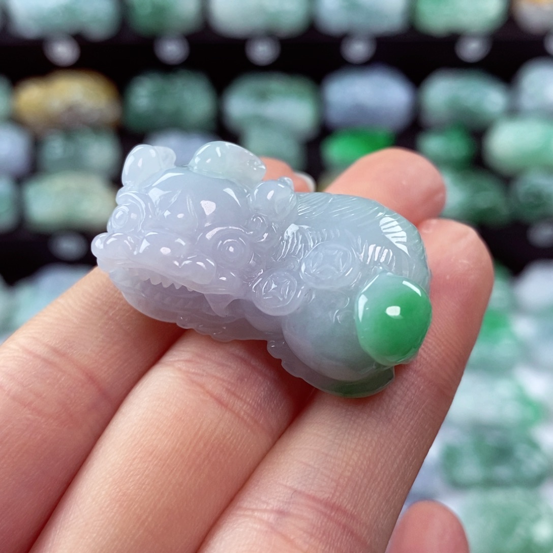 翡翠颈饰未镶嵌天然