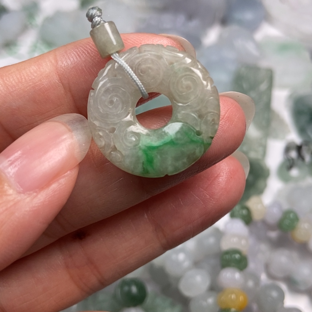 定制翡翠未镶嵌翡翠