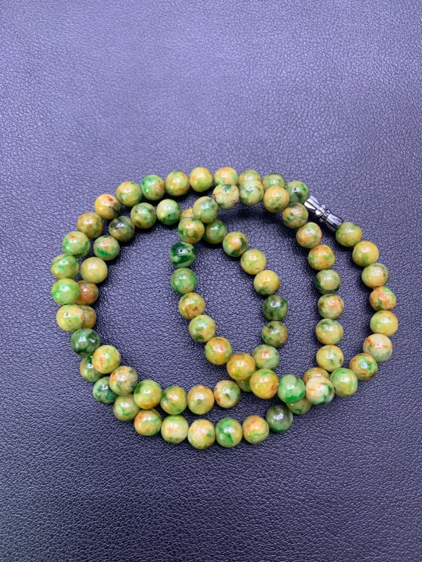 黄加绿圆珠翡翠项链