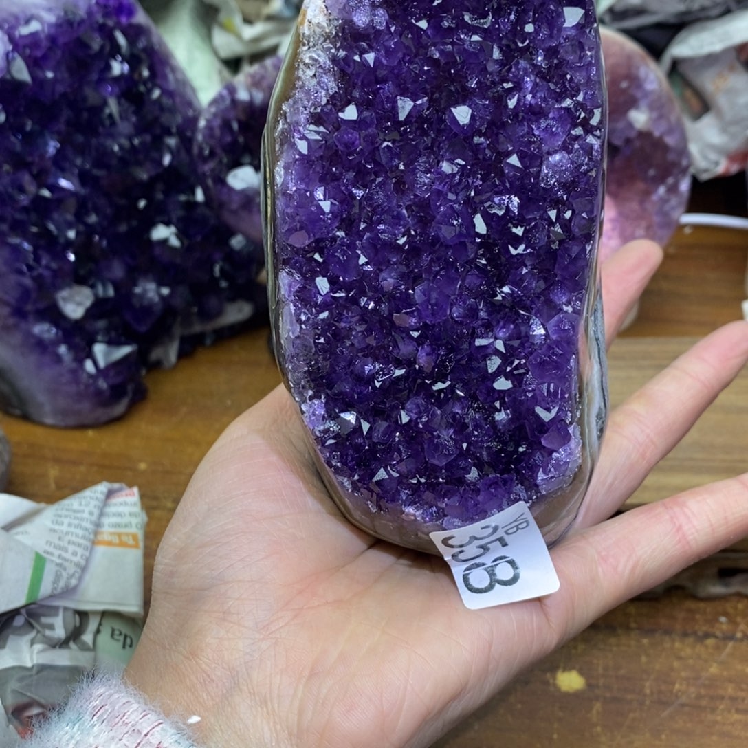 紫晶大型摆件（非配饰）未镶嵌