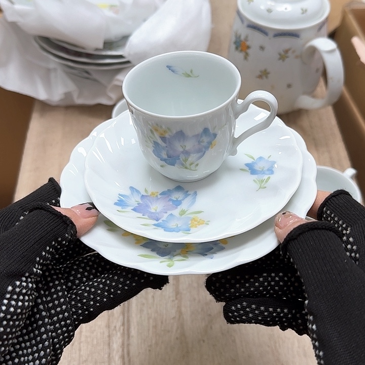 瓷片Z**?噗哈哈哈哈哈哈哈哈哈哈我的