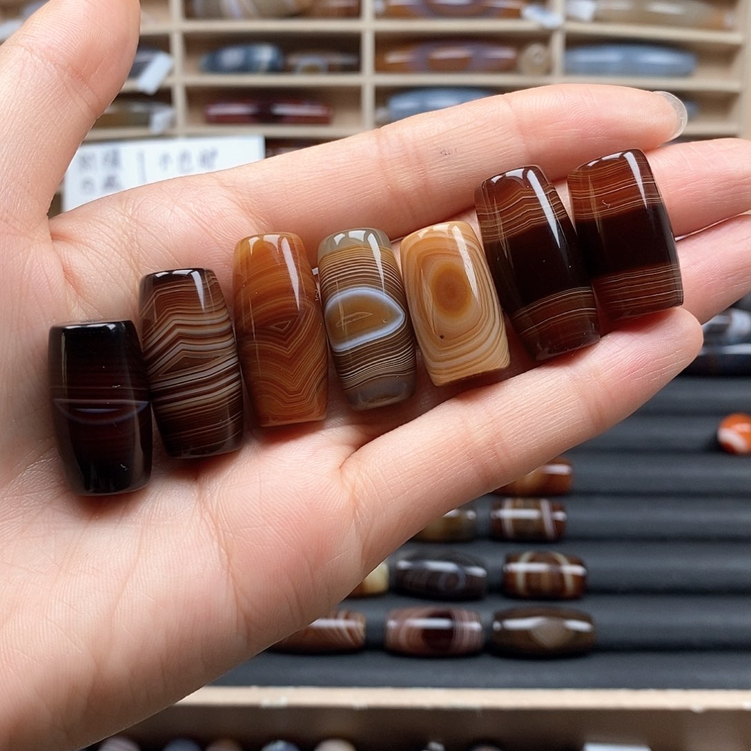 未镶嵌颈饰玛瑙/玉髓喵***?