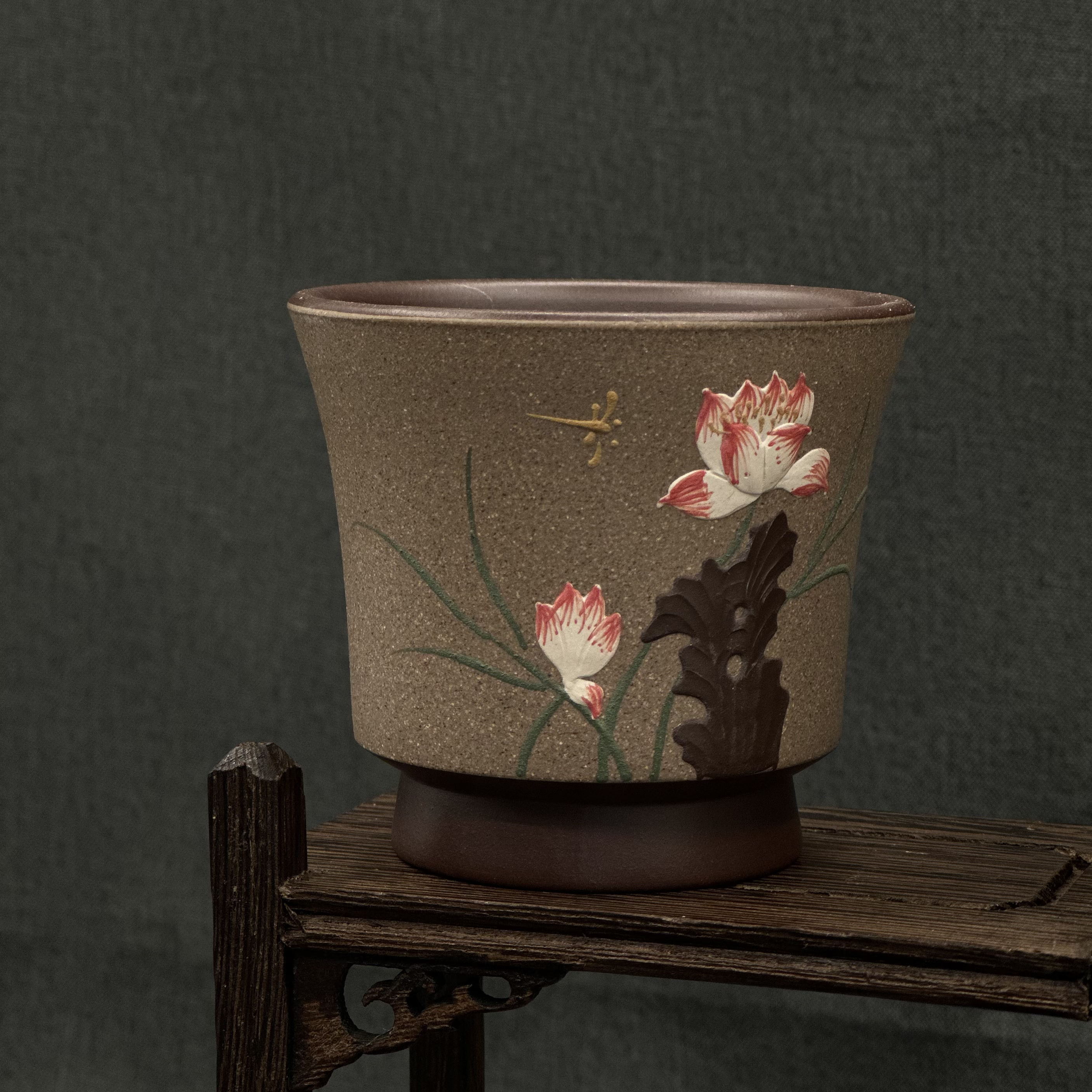 宜兴原矿紫砂全手工主人杯  泥料：老紫泥  清心 容量：150cc