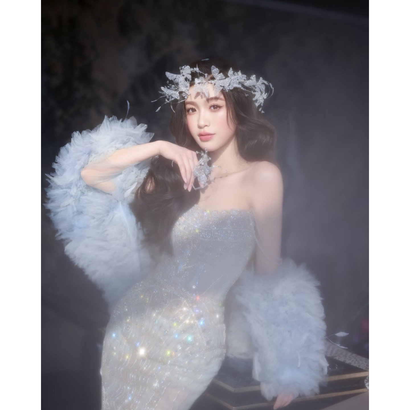 南一｜SUSU时尚同款“美神降临”蝴蝶皇冠