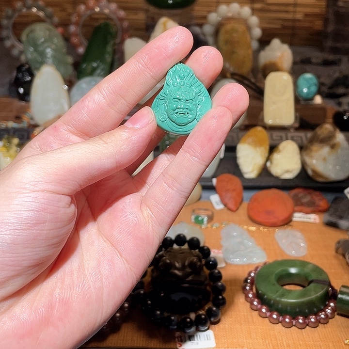 未镶嵌绿松石颈饰福**家吊坠