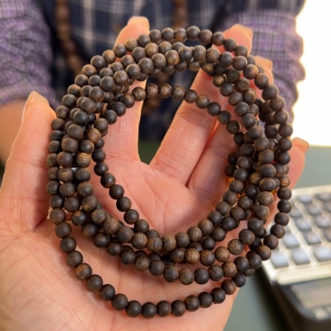 沉香手串红土乌身沉水卡0.5多样性发1串