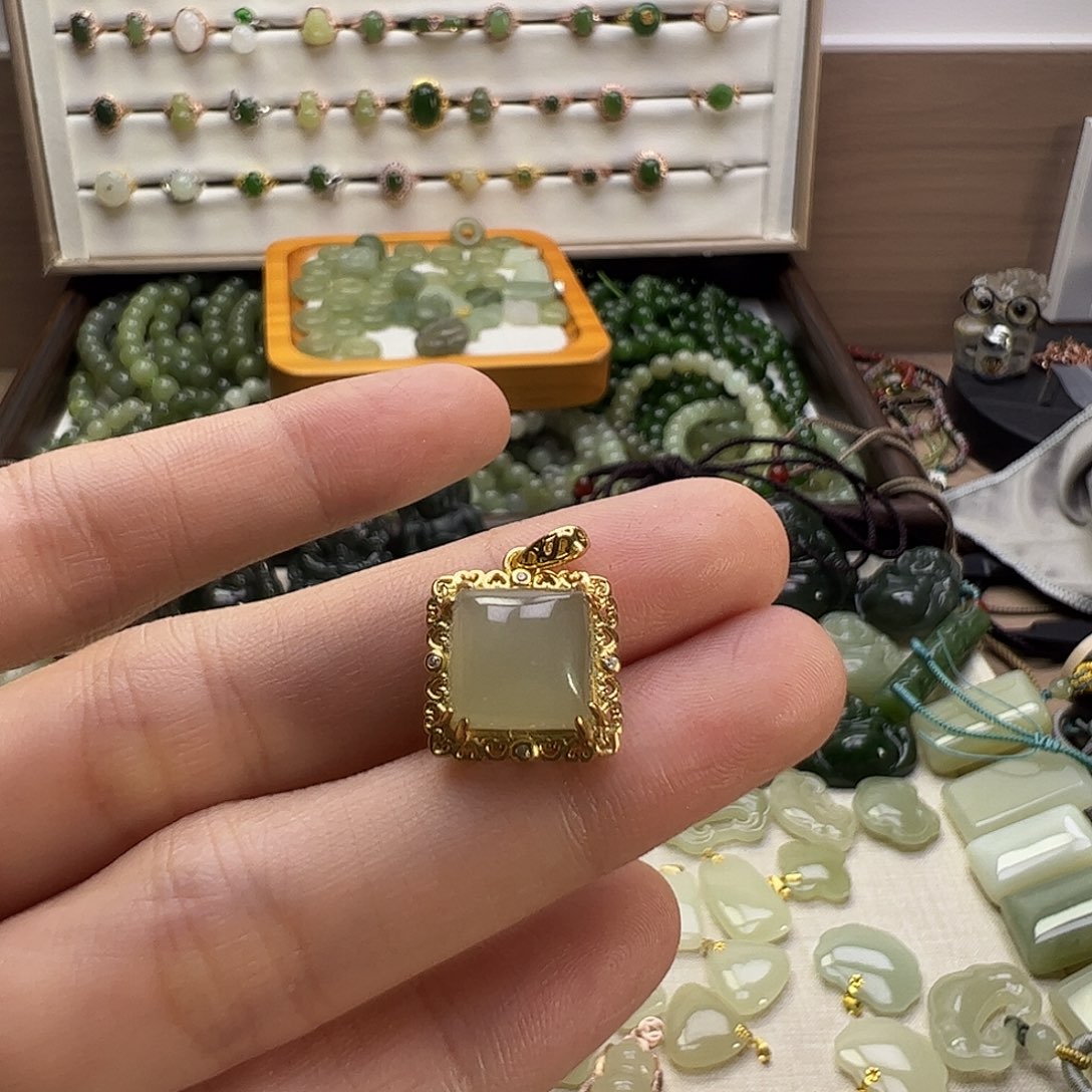 密***兰和田玉银S925镶嵌吊坠(赠链)