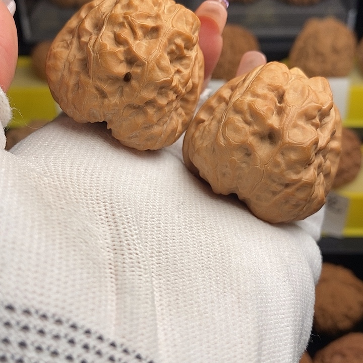 马***肉吊坠文玩核桃蛤蟆