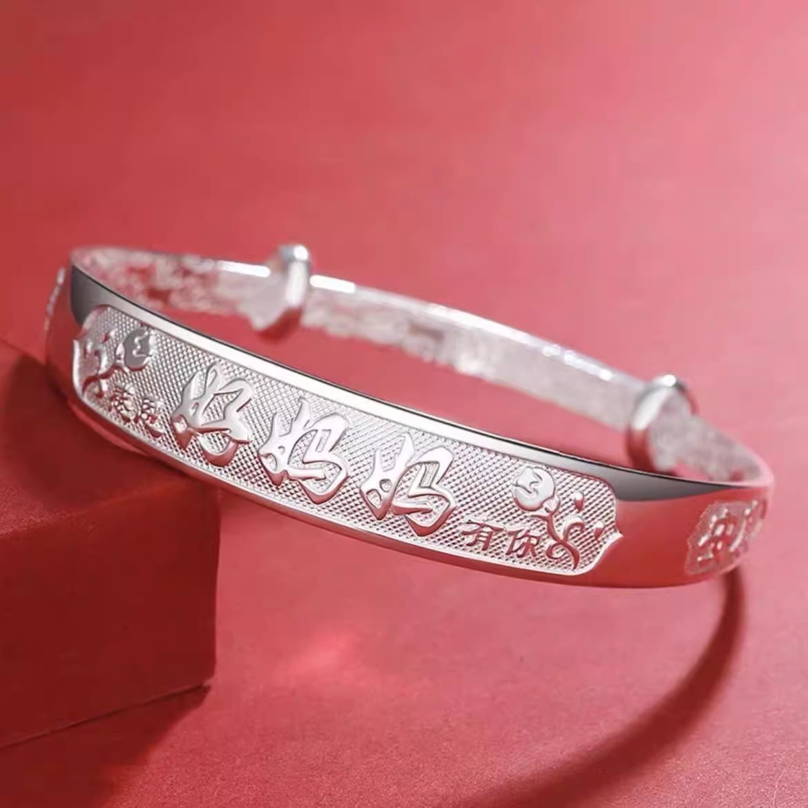 足银手镯 D05银手镯妈妈款9999银送婆婆生日银饰奶奶老人镯子