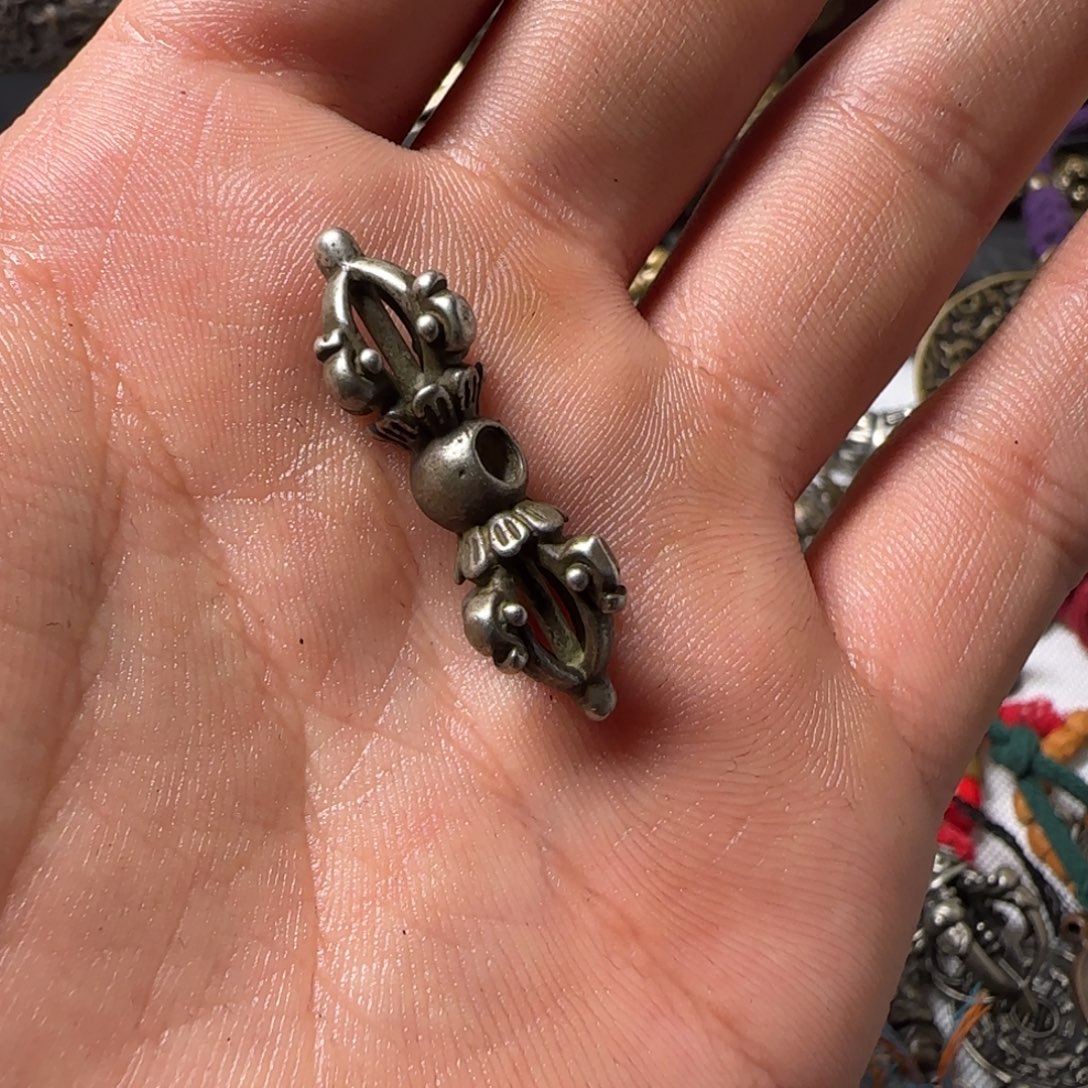 T***n啊啊啊啊啊啊啊啊啊配饰