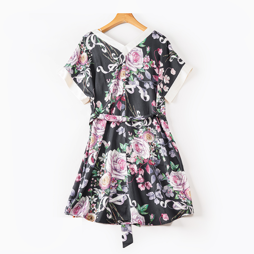 92%桑蚕丝弹力桑波缎高端女装V领套头腰带显瘦宽松真丝睡衣