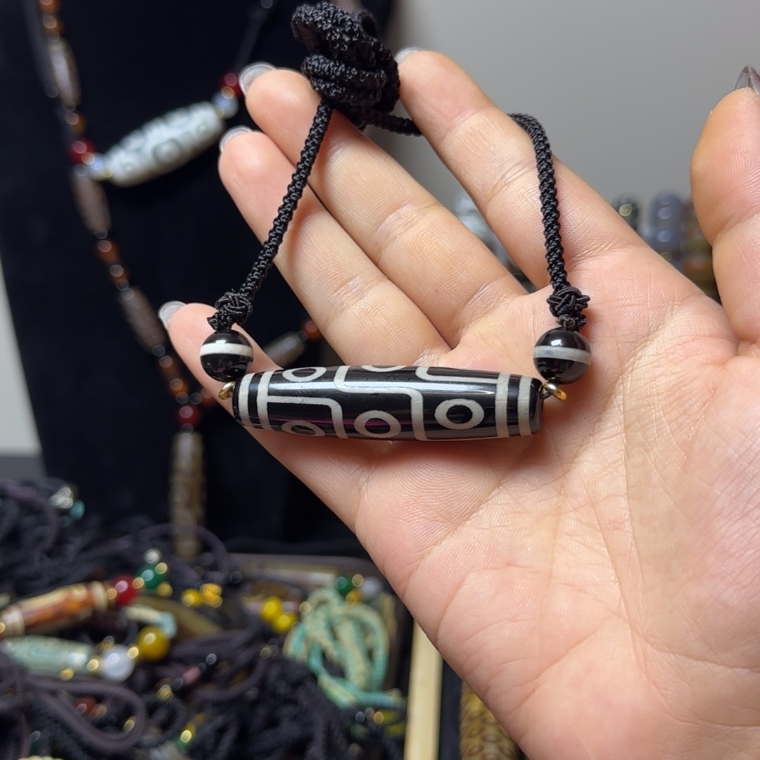 玛瑙/玉髓合金颈饰