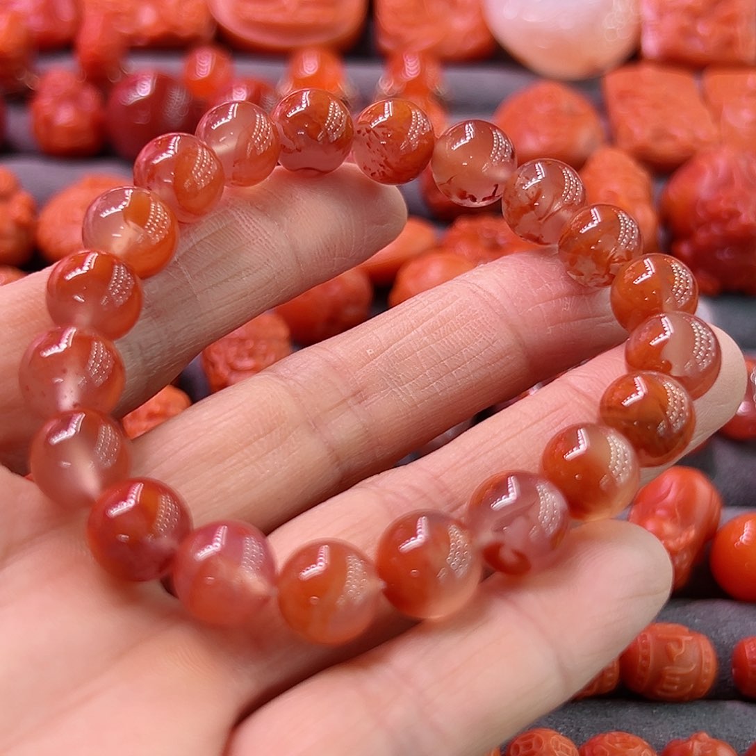 南红玛瑙手串未镶嵌