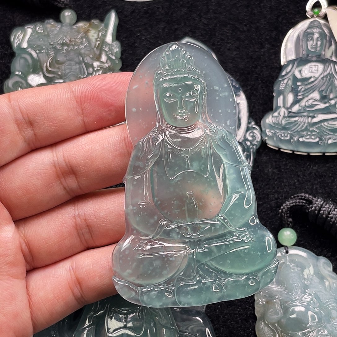 蒋***蒋翡翠未镶嵌颈饰6，