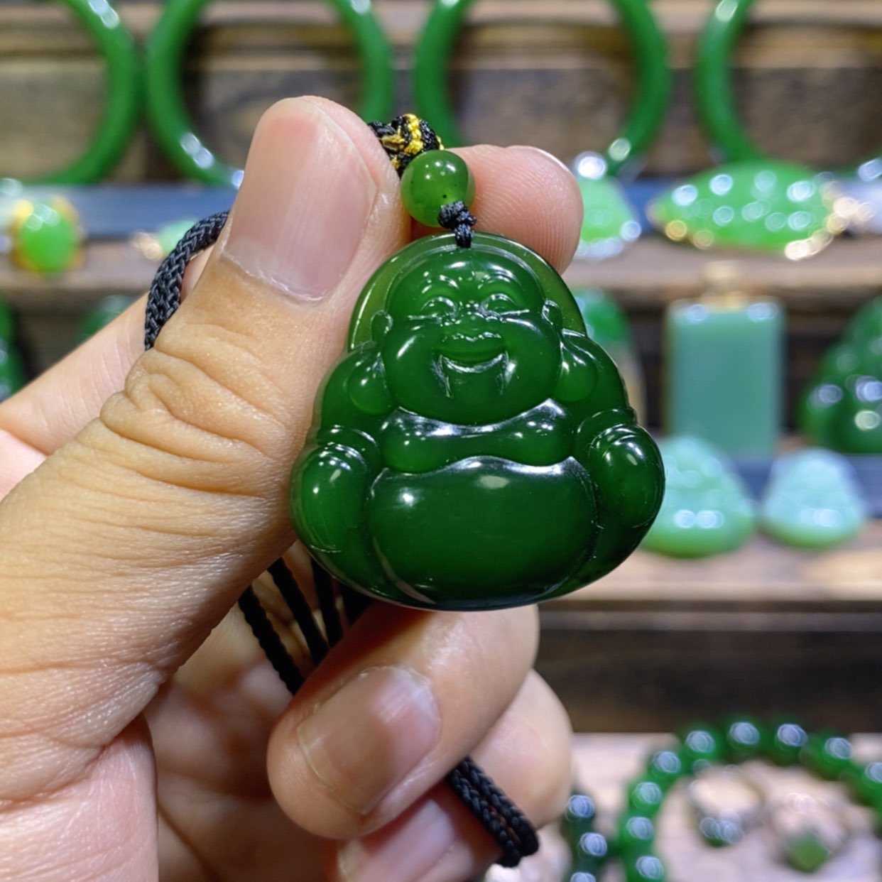 【闪购商品】和田玉未镶嵌吊坠(不含链)俄七红皮菠菜绿佛公30/6
