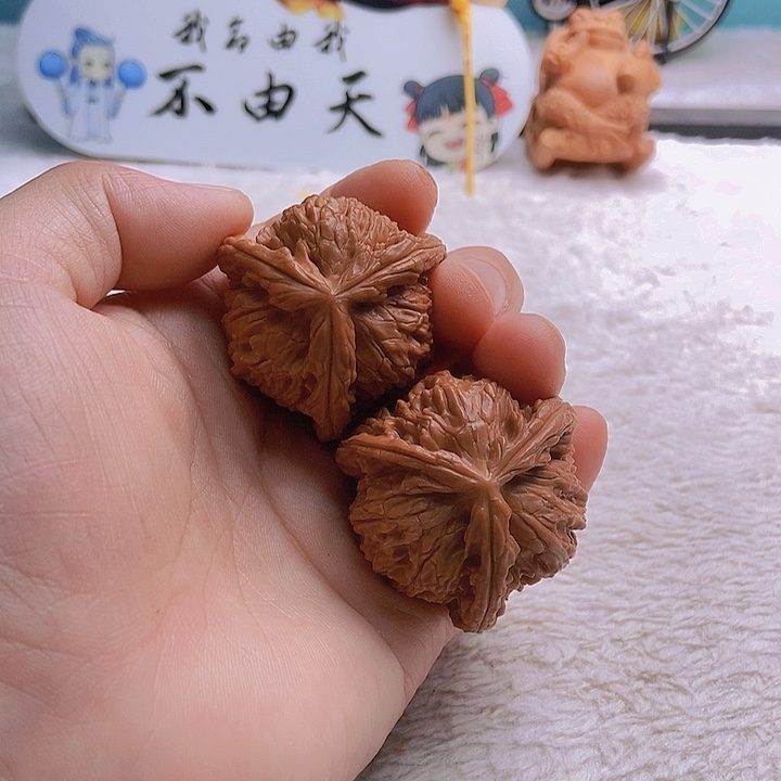 吊坠文玩核桃两**垮三棱