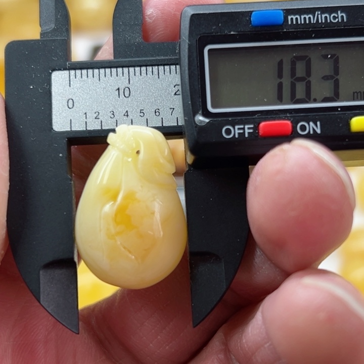 琥珀（矿物珀）裸石未镶嵌