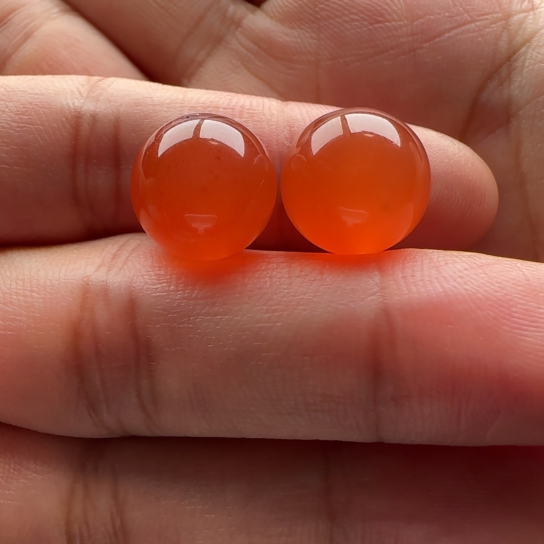 南红玛瑙未镶嵌圆珠11.9孔马牙