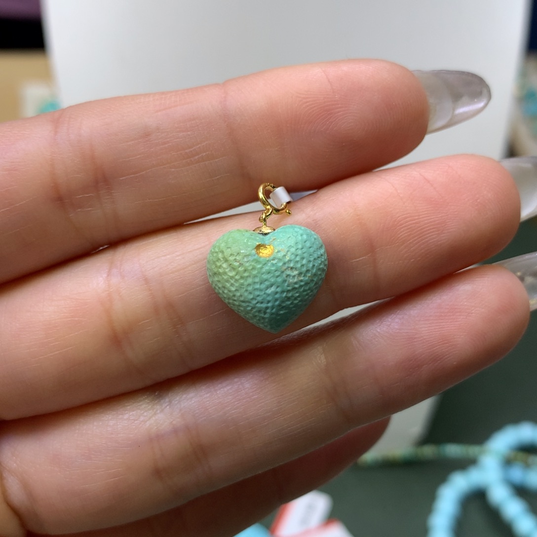 绿松石吊坠18K金镶嵌淡****天