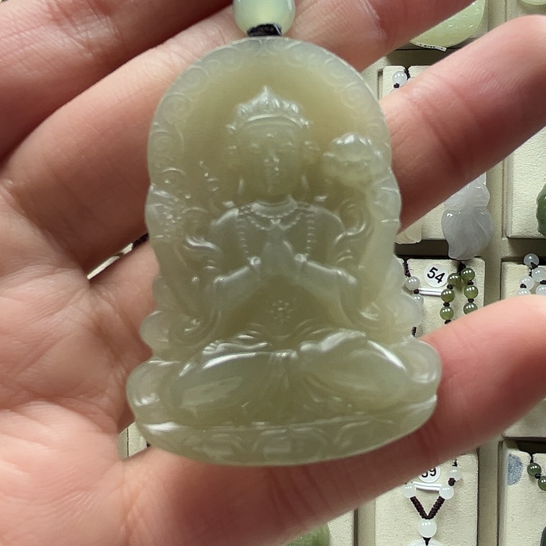 和田玉未镶嵌颈饰