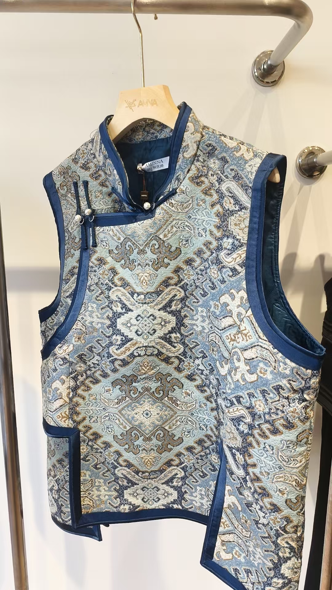 【阿泯娜】原创民族服饰男款马甲27531DW01