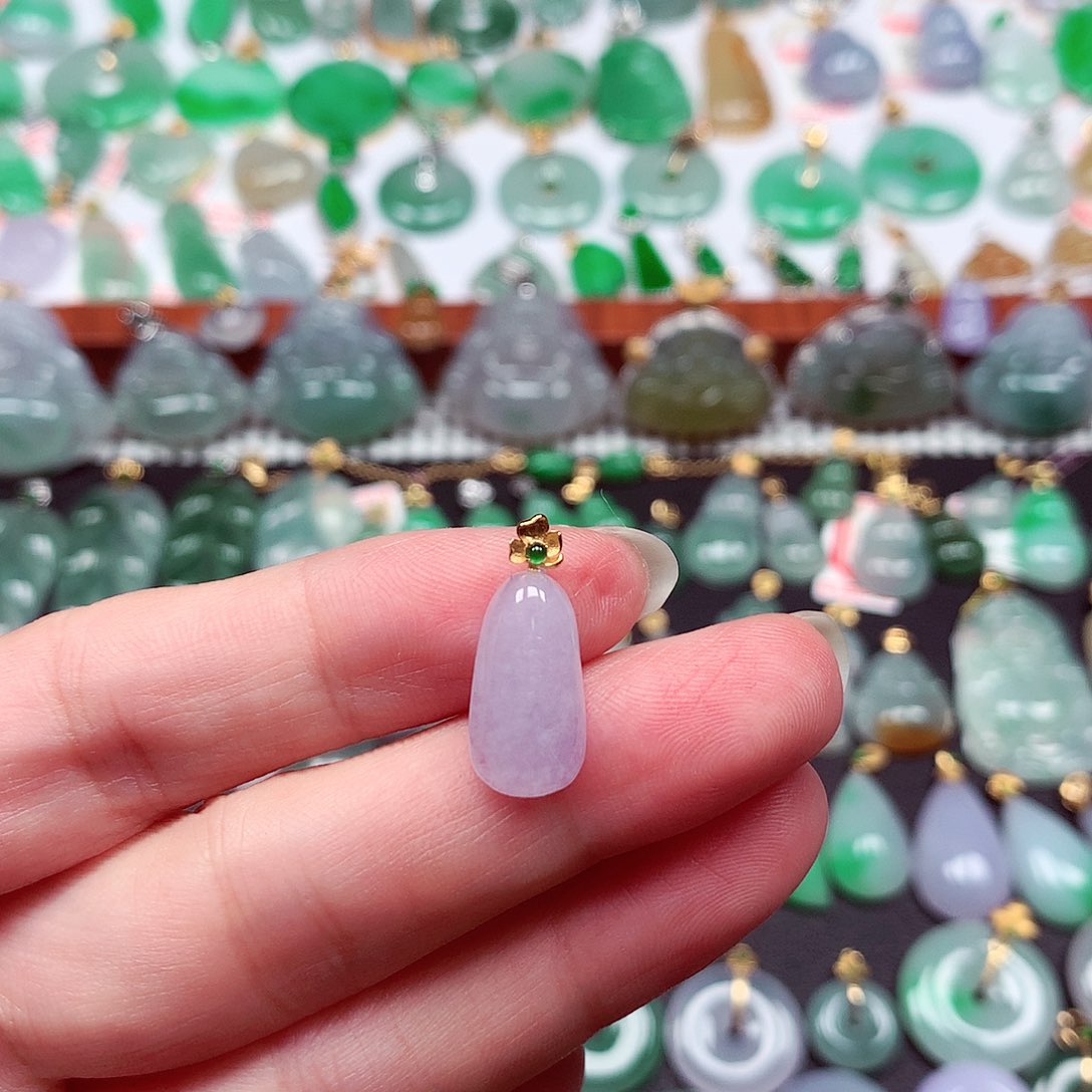 翡翠18K金镶嵌颈饰天然翡翠A货