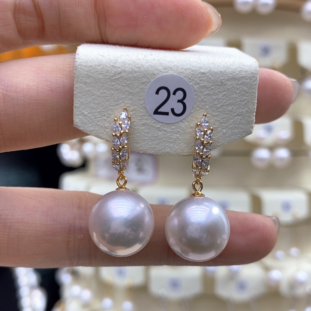 银S925镶嵌淡水珍珠耳饰