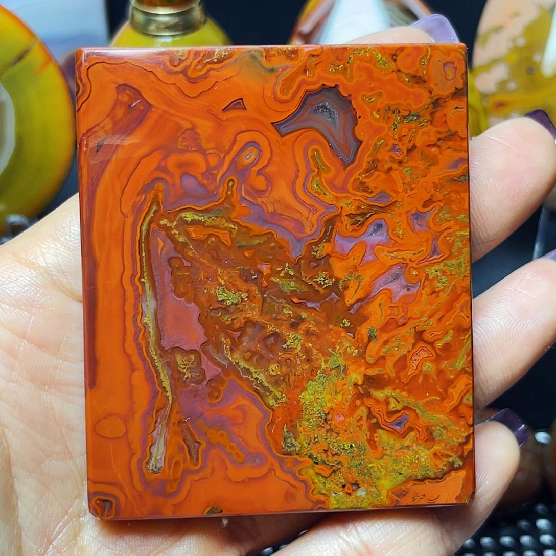 未镶嵌颈饰玛瑙/玉髓懒*