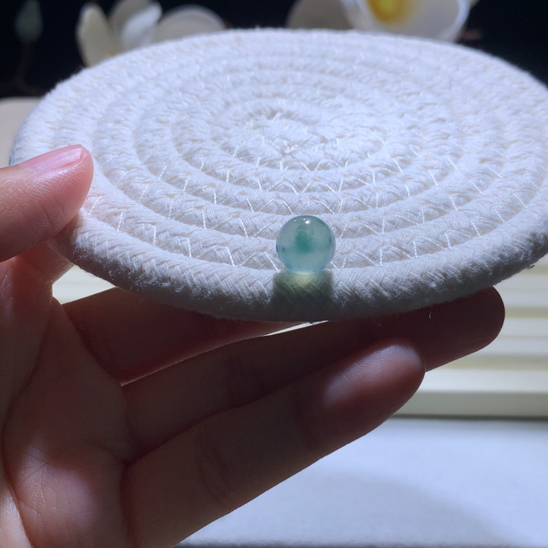散珠翡翠冰蓝底飘花9.5