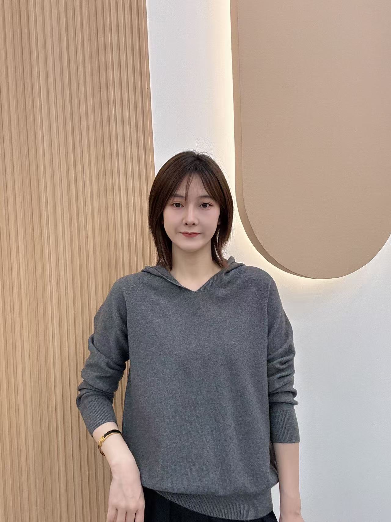连帽无缝一体宽松慵懒针织衫6048