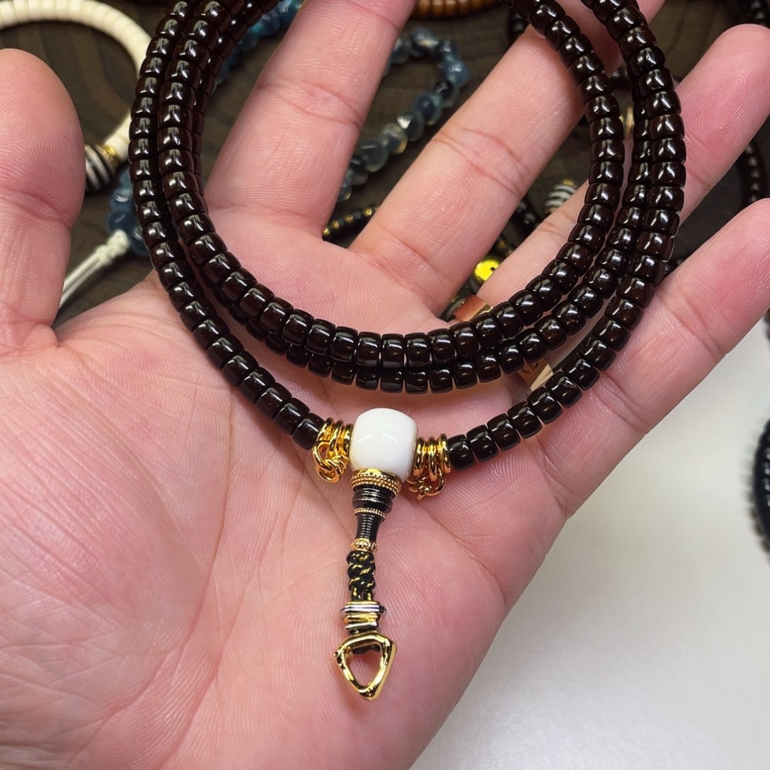 麦***昂椰蒂吊坠啊啊啊啊