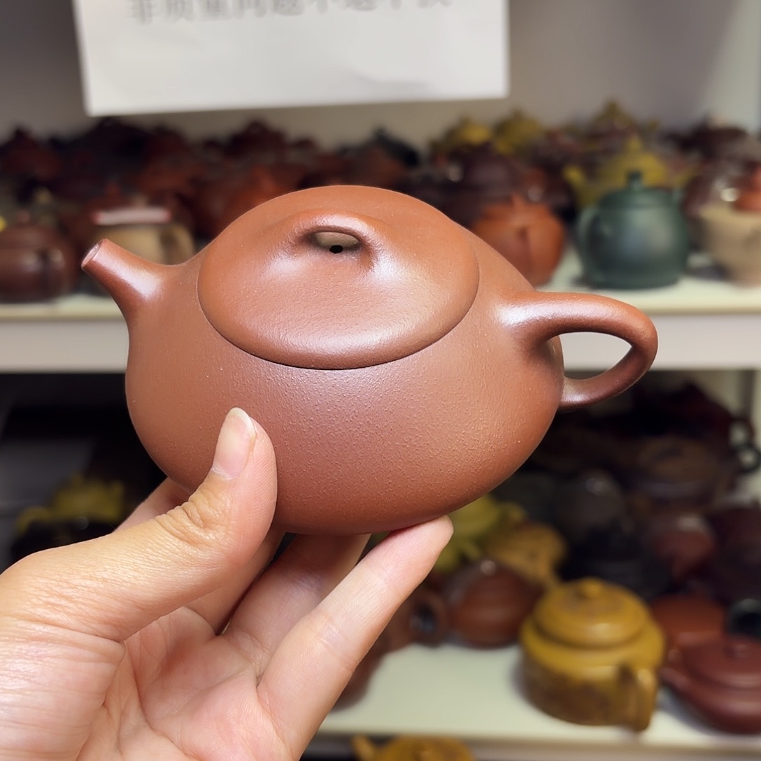 甄选宜兴本土紫砂壶