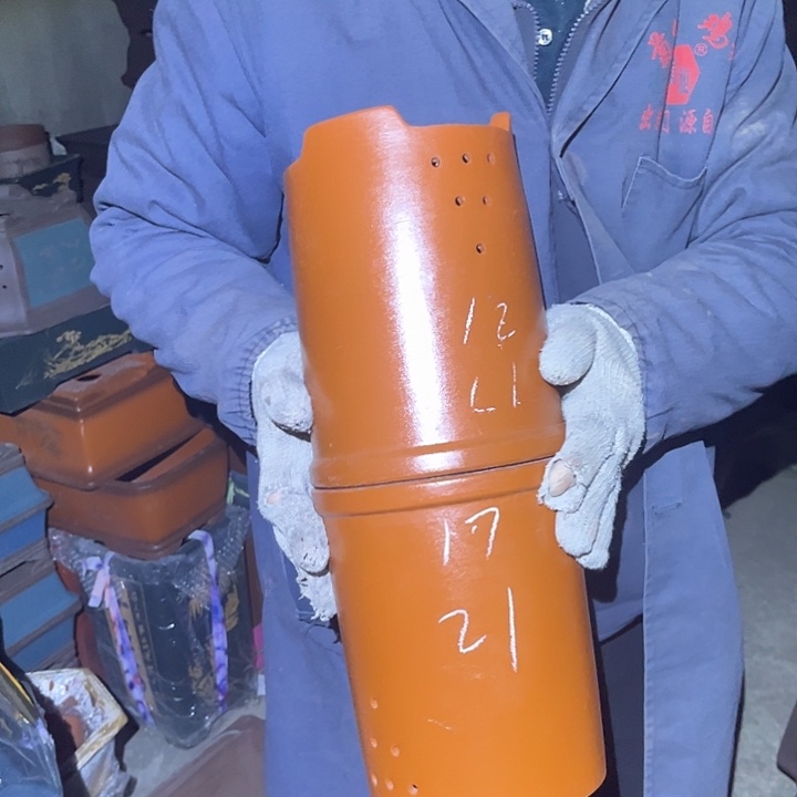 紫砂花盆紫砂花盆和小