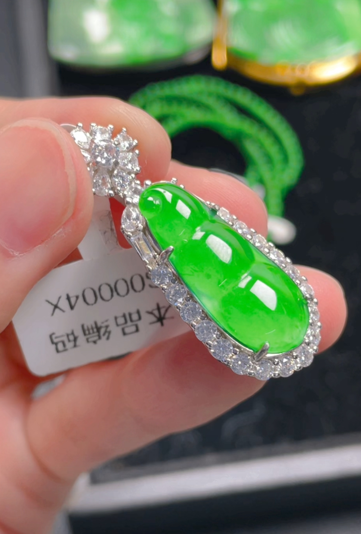 天然翡翠a货吊坠