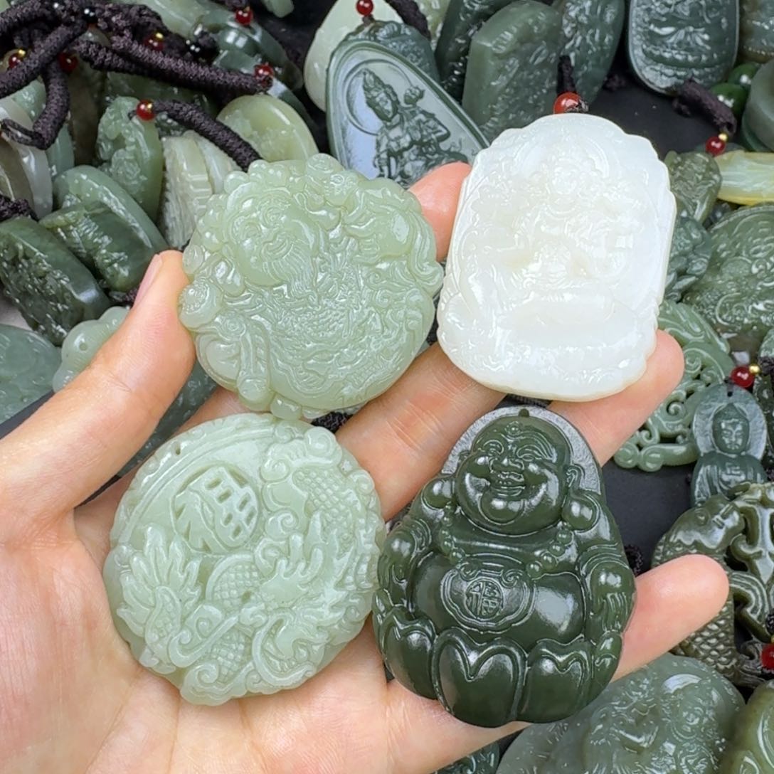 和田玉颈饰未镶嵌重*