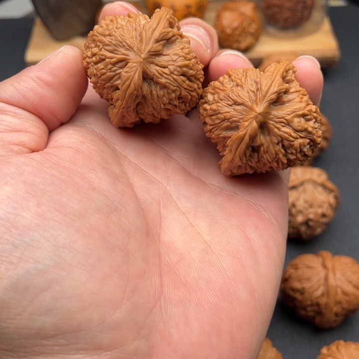 文玩核桃把件南疆石42