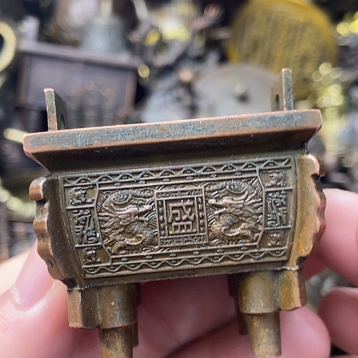 铜器摆件有限公司