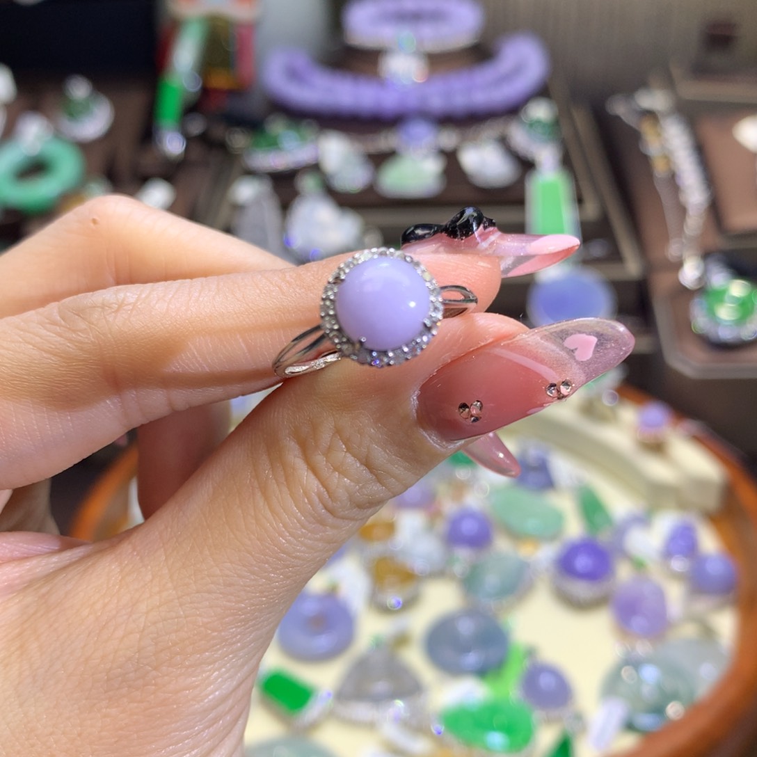 翡翠颈饰银S925镶嵌翡翠