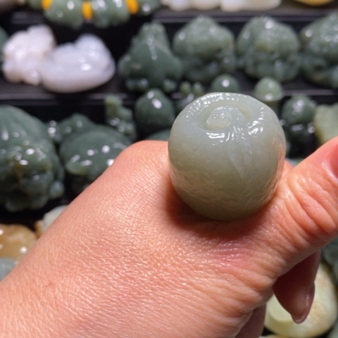 未镶嵌和田玉（糖玉）珠宝奇石