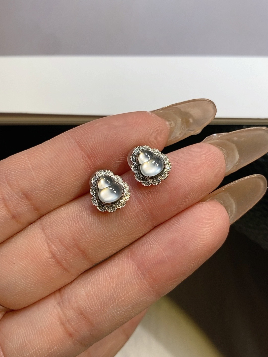 【拾玥珠宝】福利款高冰葫芦耳钉 天然缅甸翡翠A货