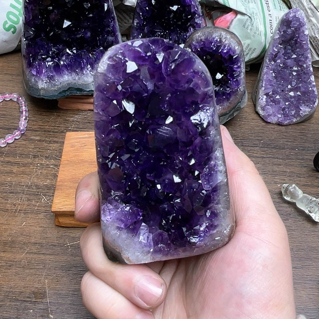 紫晶大型摆件（非配饰）未镶嵌