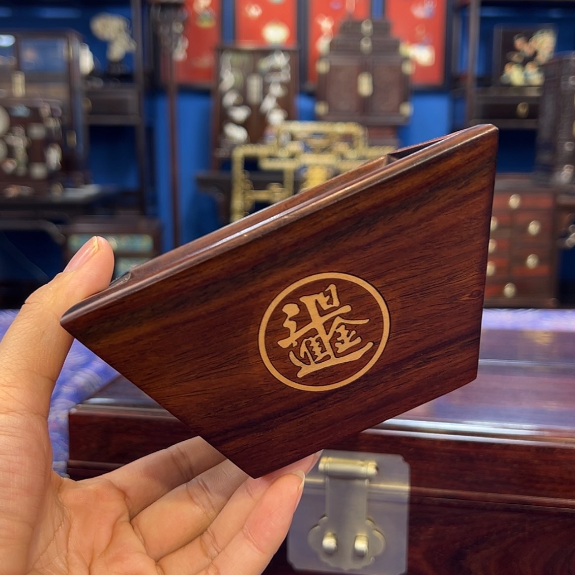 【闪购商品】红酸枝木类成套家具米斗