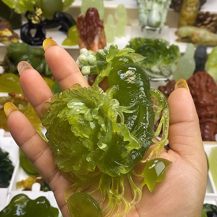 橄***树蛇纹石玉未镶嵌手把件