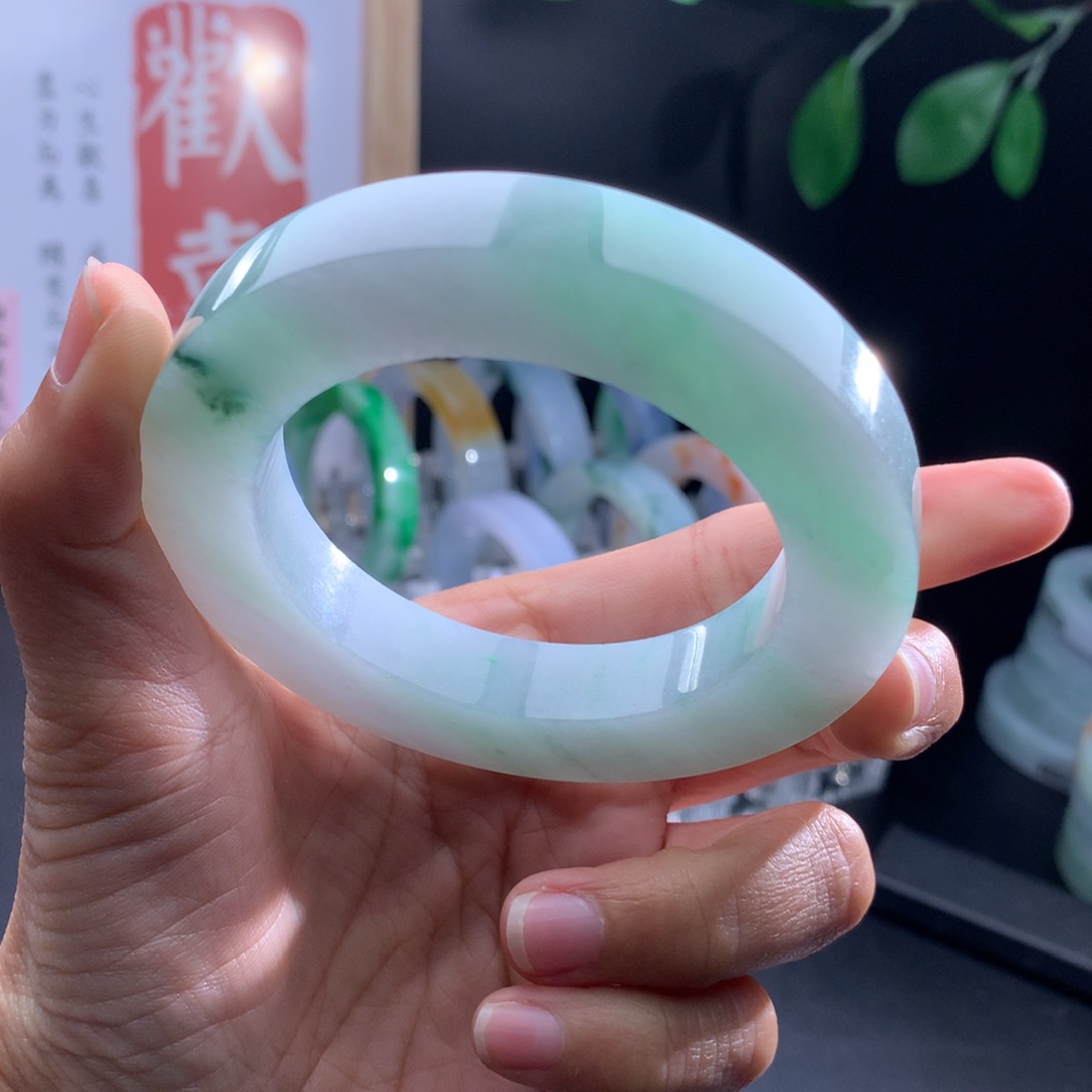 定制翡翠手镯未镶嵌