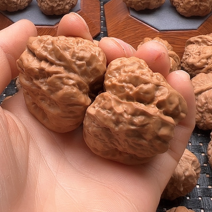 文玩核桃把件(****王边39左右