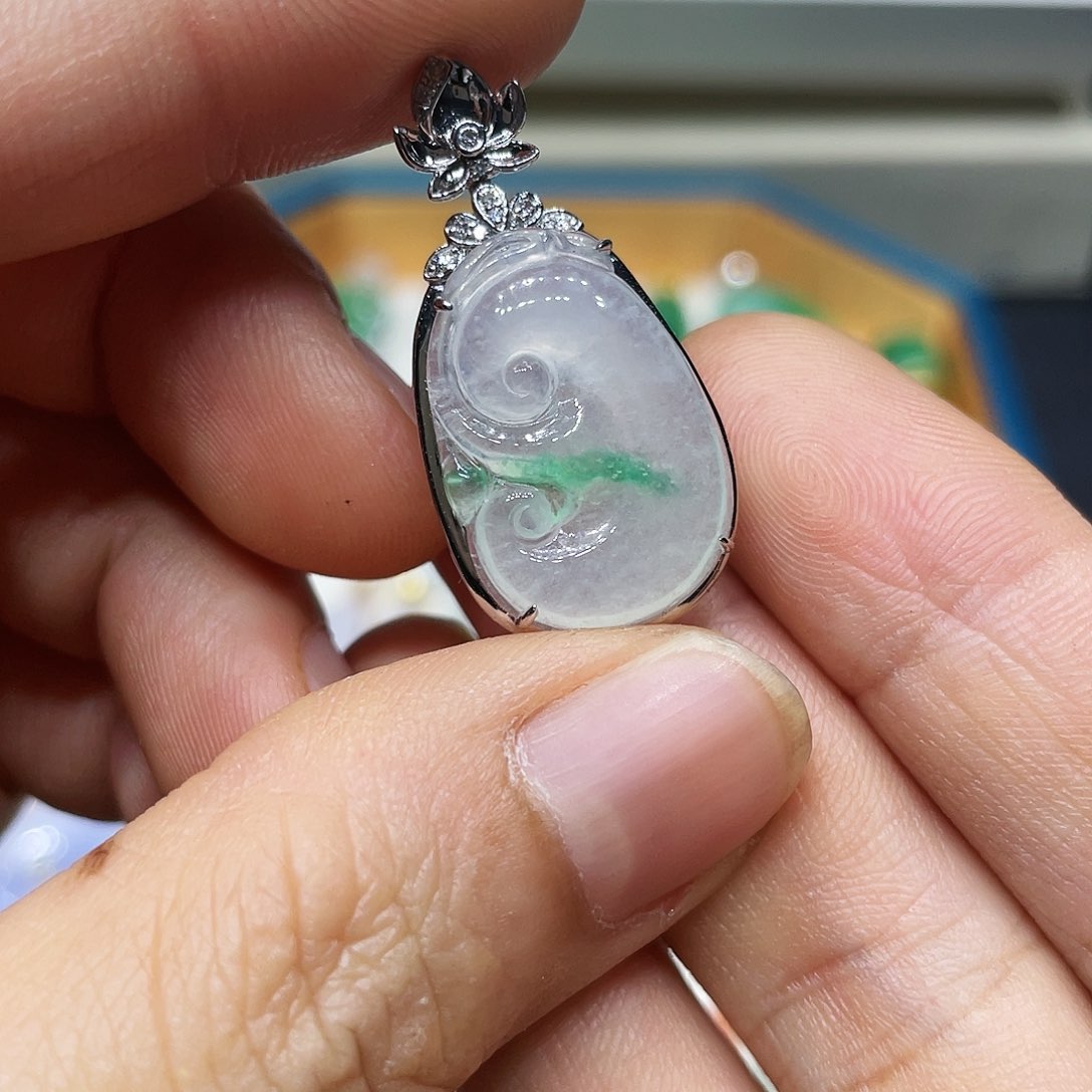 【闪购商品】翡翠18K金镶嵌吊坠(不含链)6