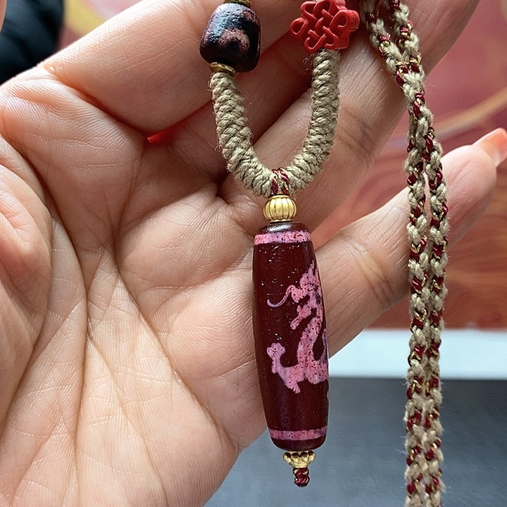 玛瑙/玉髓颈饰合金