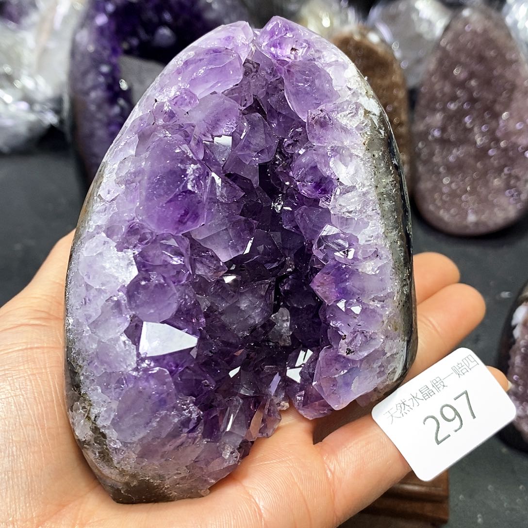 水晶大型摆件（非配饰）未镶嵌