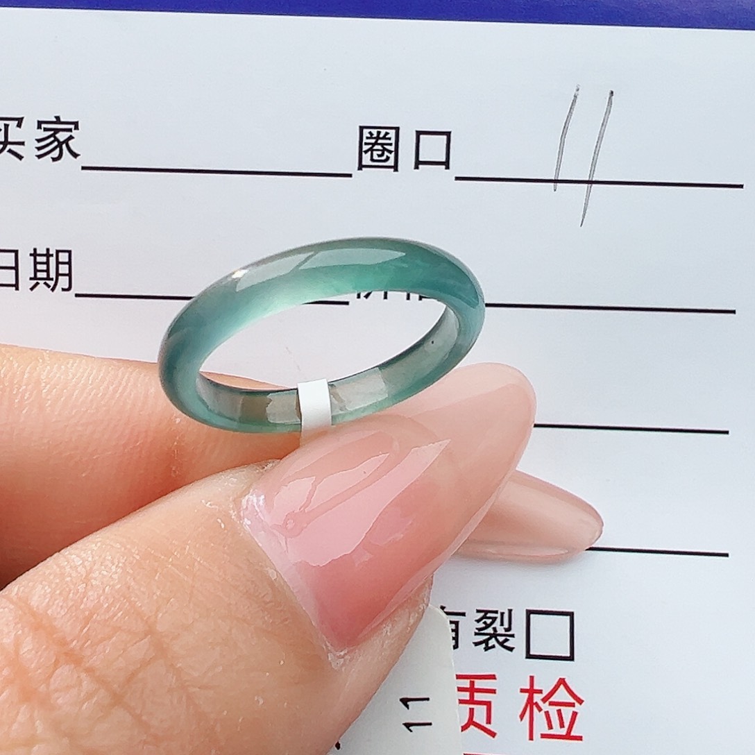 未镶嵌戒指翡翠翡翠